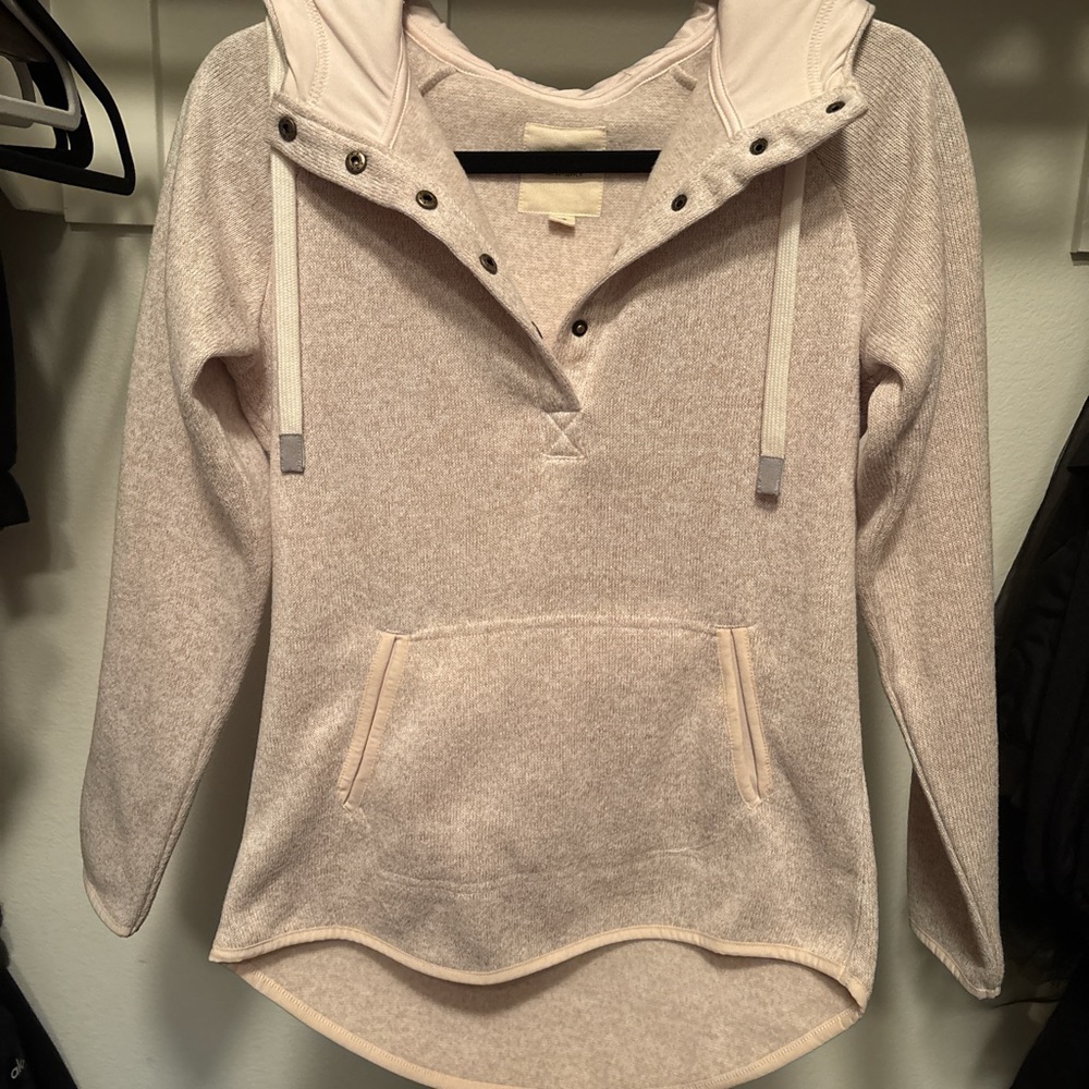 Light Pink thread & supply Hooded Pullover with Pockets
